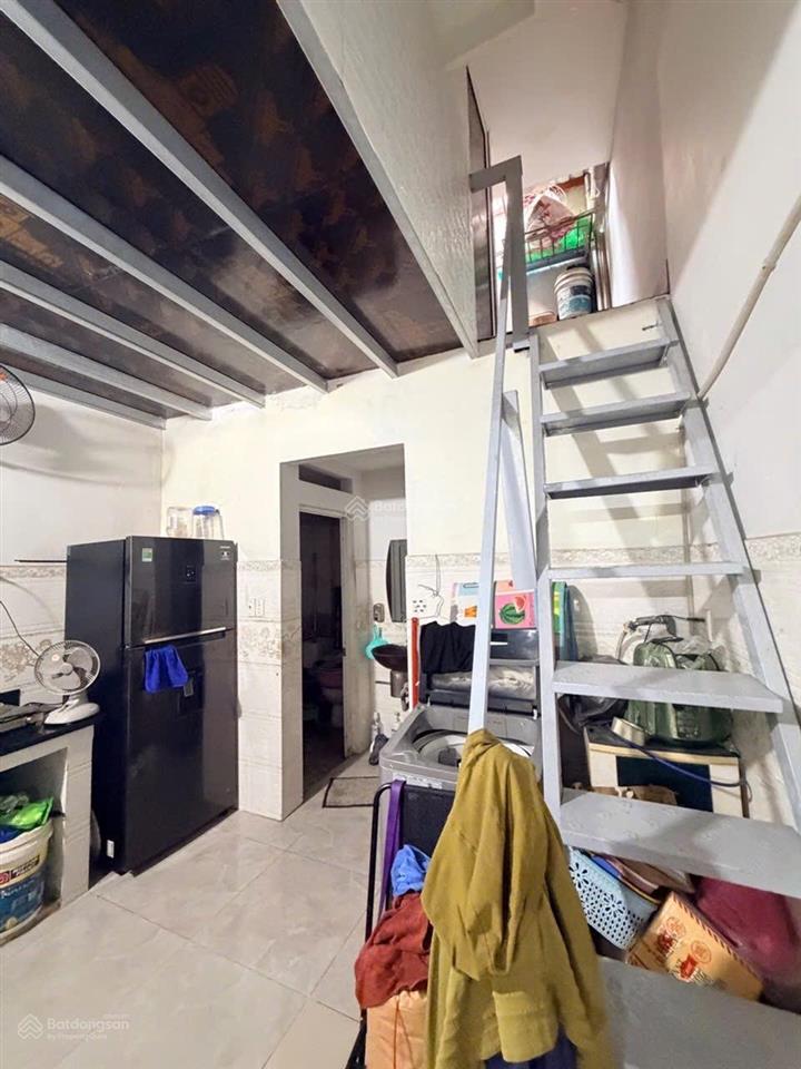 Mới vừa cập bến bán nhà 65m2 đường betong 4m oto vào nguyễn văn quá quận 12  4,3 tỷ còn có lộc