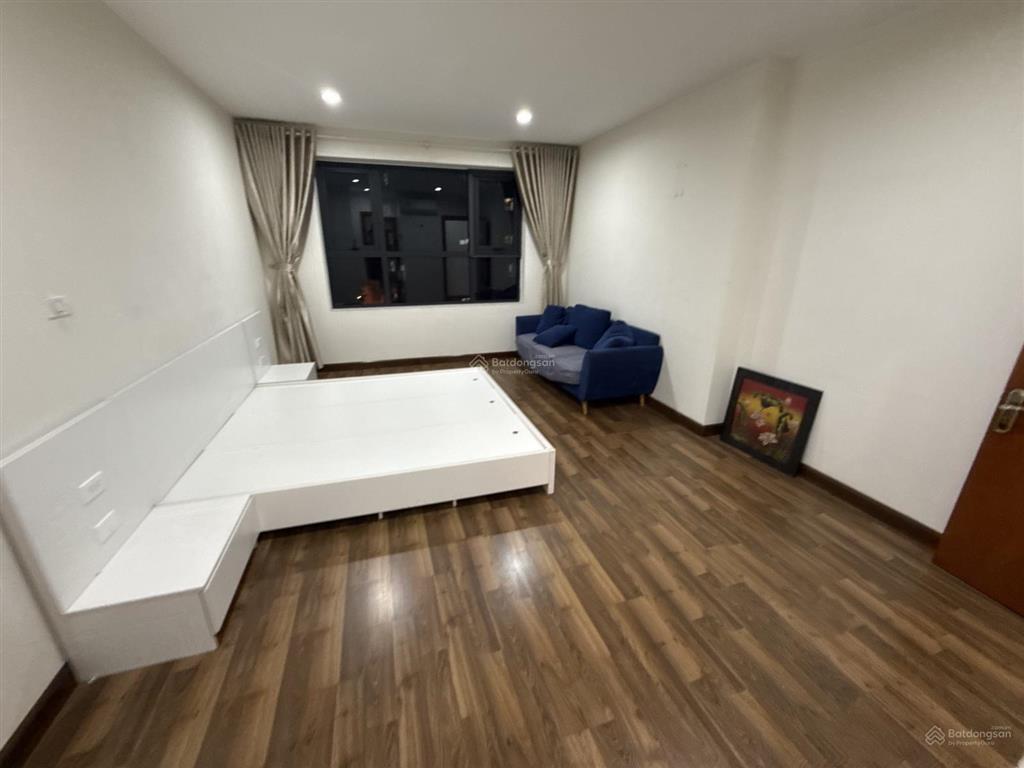 Chính chủ cho thuê chcc goldmark city 136 hồ tùng mậu 114 m2 thông thuỷ gần đủ đồ