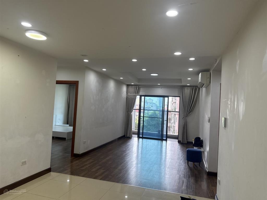 Chính chủ cho thuê chcc goldmark city 136 hồ tùng mậu 114 m2 thông thuỷ gần đủ đồ