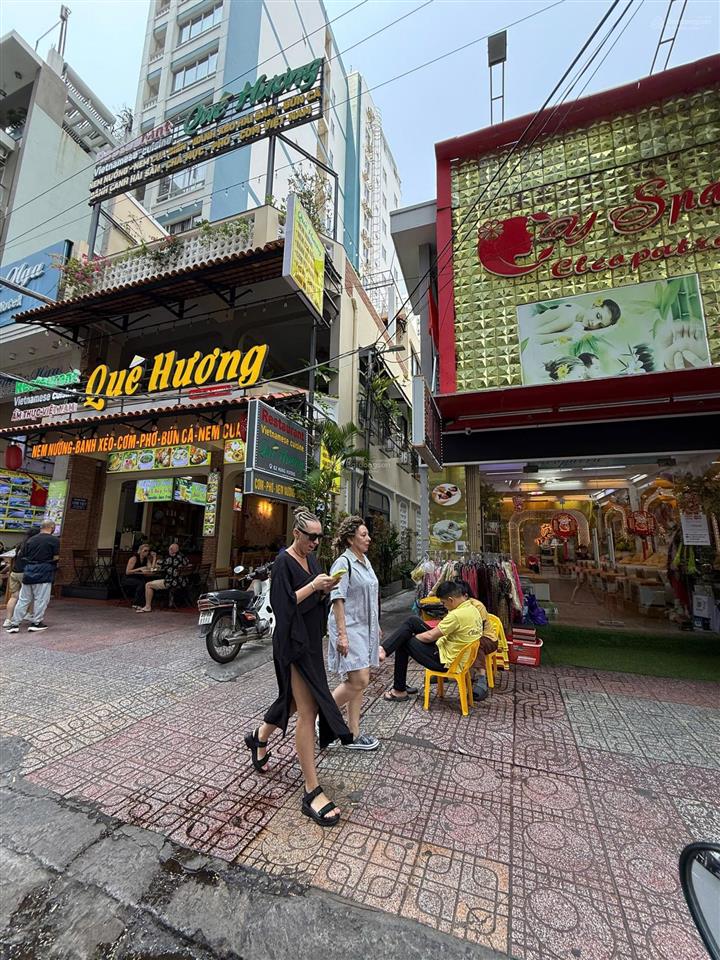 Nhà trung tâm gần biển nha trang