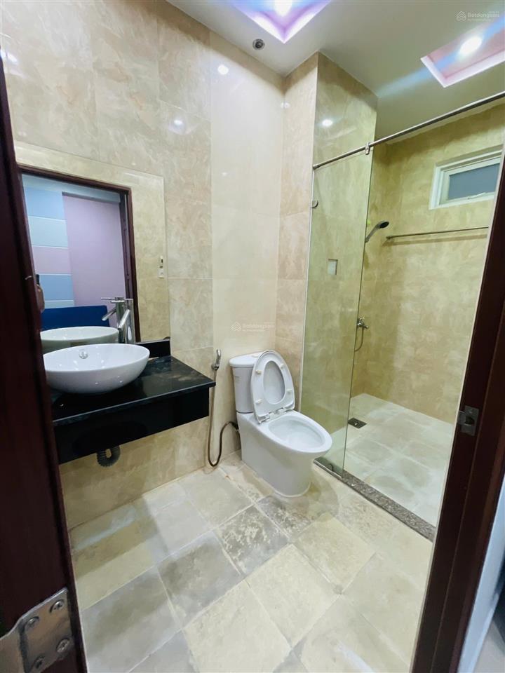 Cho thuê gấp nhà trọ 454 tên lửa, 2,8 triệu, 22,2 m2, bình tân, hcm