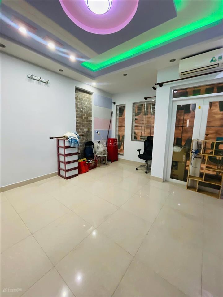 Cho thuê gấp nhà trọ 454 tên lửa, 2,8 triệu, 22,2 m2, bình tân, hcm