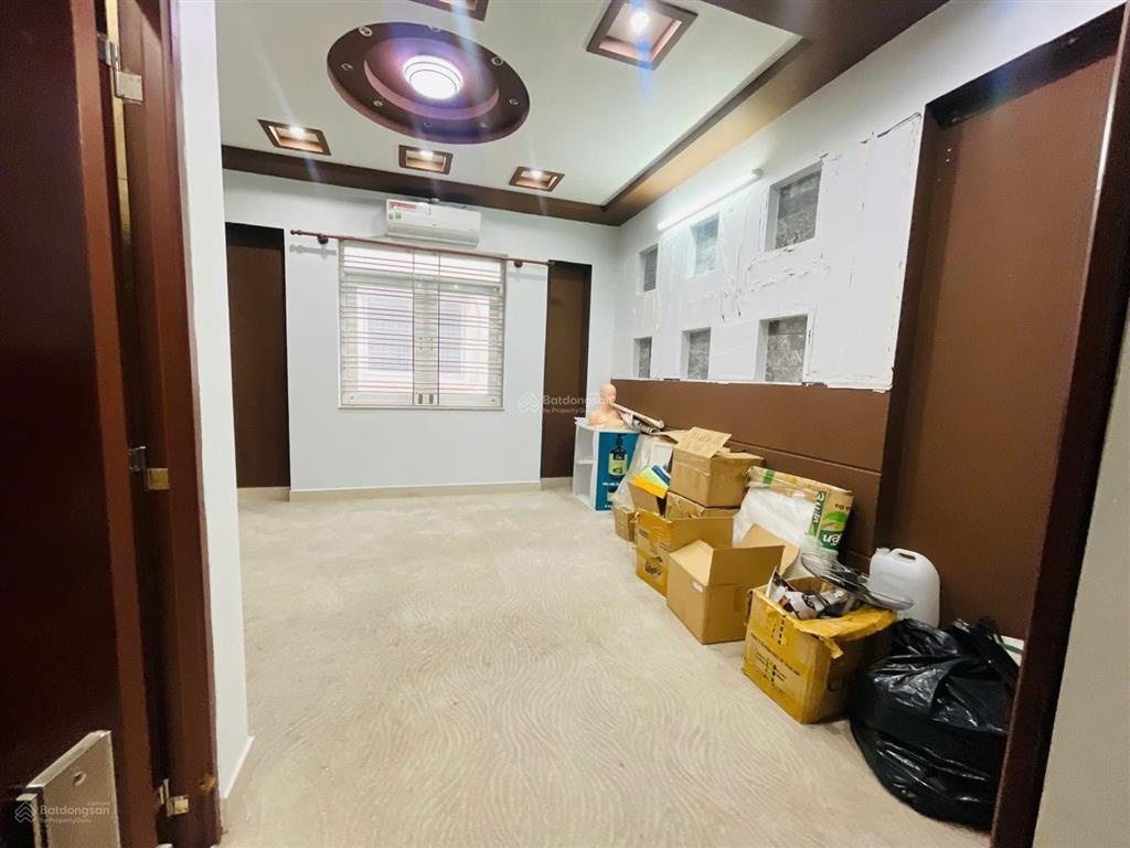 Cho thuê gấp nhà trọ 454 tên lửa, 2,8 triệu, 22,2 m2, bình tân, hcm