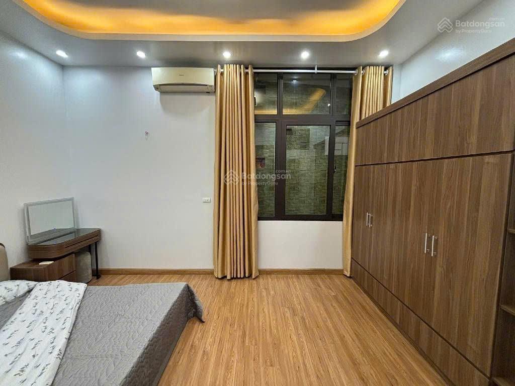 Bán nhà hồ tùng mậu 47m2 4 tầng 9.7 tỷ nhà góc 2 thoáng, ô tô vào, gần bến xe