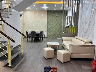 Bán nhà hồ tùng mậu 47m2 4 tầng 9.7 tỷ nhà góc 2 thoáng, ô tô vào, gần bến xe