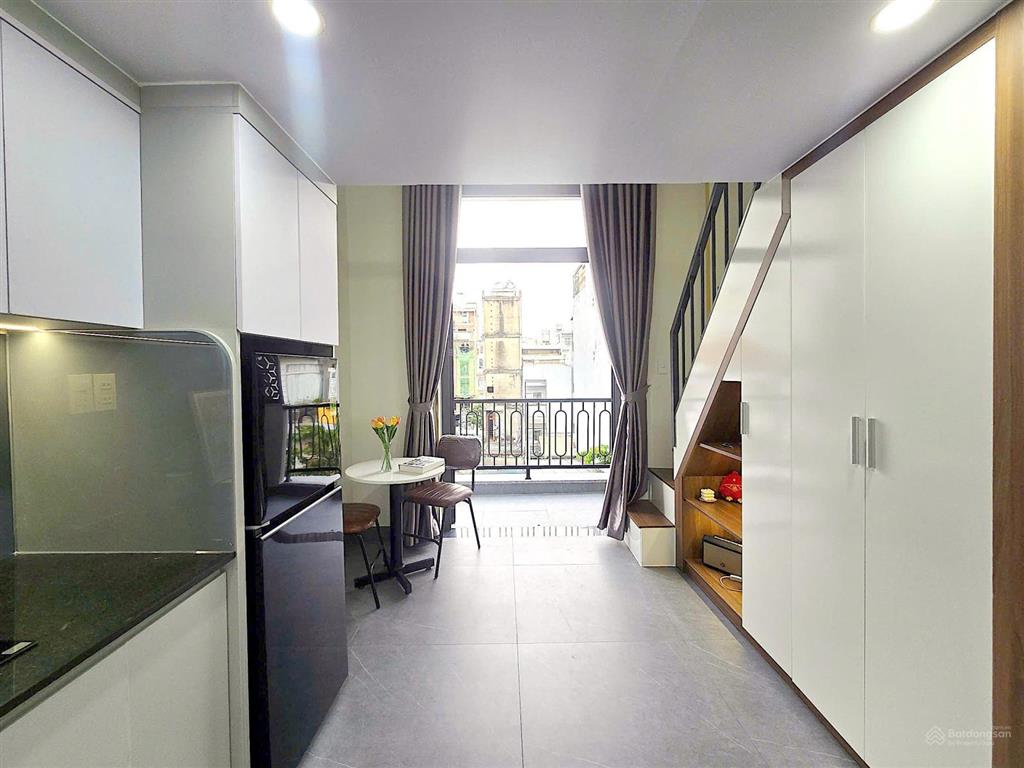 Cho thuê căn phòng cực đẹp gác bancol kế rmit, him lam, sunrise city, quận 7 kế quận 4