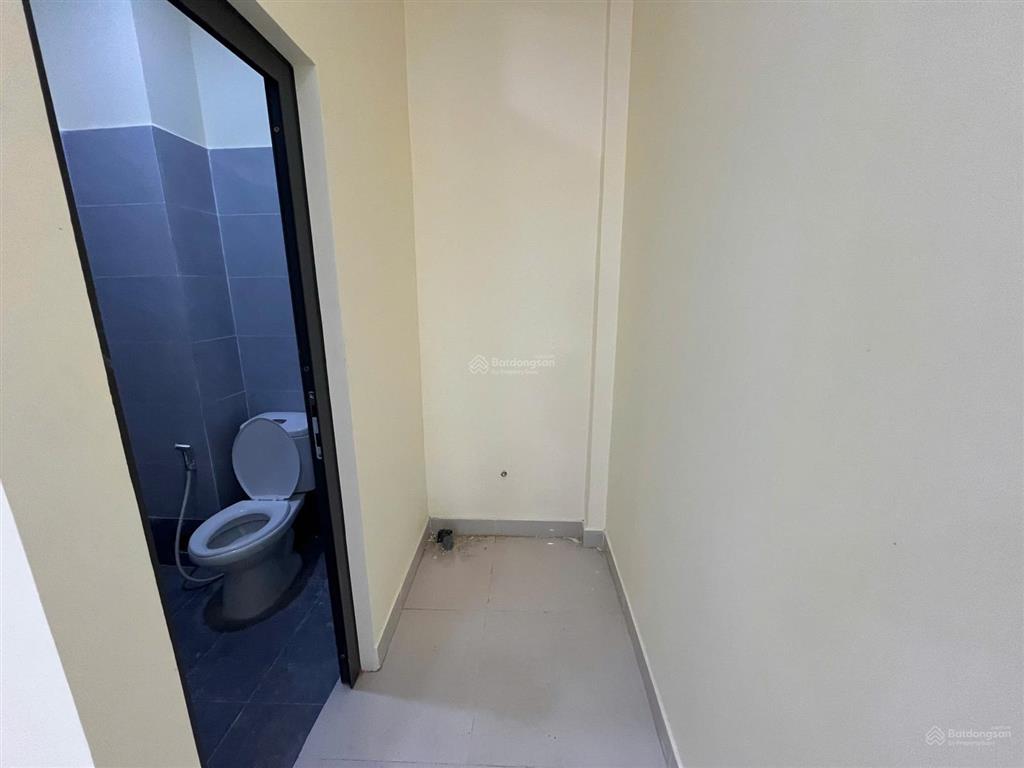 Cho thuê nhà nguyên căn khu vực lotte mart, 2pn & 2wc, cực kì rộng rãi nhà đẹp mới làm