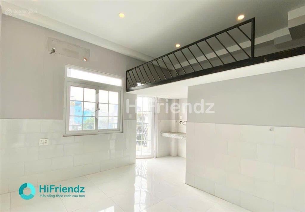 Căn hộ gác lửng bancol lớn  ngay trung tâm quận 7  him lam, rmit, tdtu, secc