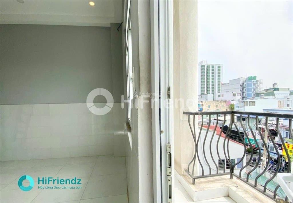 Căn hộ gác lửng bancol lớn  ngay trung tâm quận 7  him lam, rmit, tdtu, secc