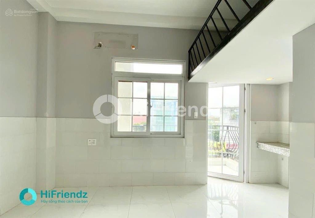 Căn hộ gác lửng bancol lớn  ngay trung tâm quận 7  him lam, rmit, tdtu, secc