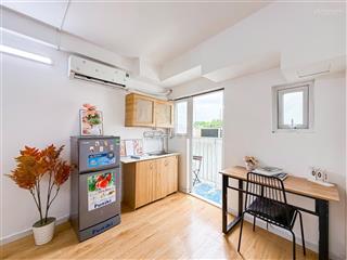 Cho thuê căn phòng view sài gòn cực đẹp gác bancol kế rmit, him lam, sunrise city, quận 7 kế quận 4