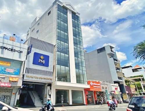 Tòa nhà mới xây mặt tiền 374374b võ văn tần đoạn 2 chiều quận 3