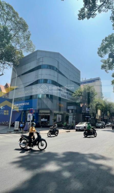 Cho thuê biệt thự 138 lý tự trọng, phường bến thành, quận 1  18m x 33m, 1 trệt và 2 lầu