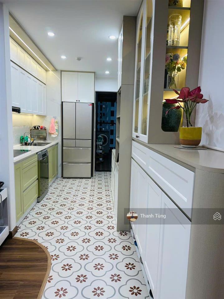Bán căn góc 4 ngủ dt 123m2 toà x2 đại kim, hoàng mai. đầy đủ nội thất, sẵn sổ đỏ giá 8,x tỷ