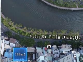 Bán khuôn đất siêu hiếm hoàng sa! dt 17 x 18  cn 301m² ctxd 3 hầm +14 tầng gía chỉ 150 tỷ