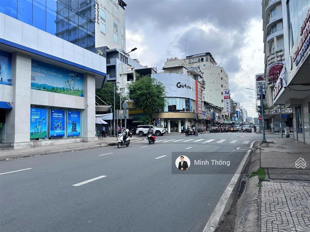 Chủ cần vốn xoay đầu tư! dt 8 x 30= 238m2  kết cấu 4 tầng vuông vức lê văn sỹ giá 79 tỷ