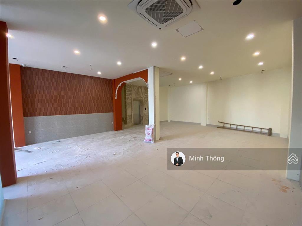 Cần bán nhà 1719 phan đình phùng! dt 9 x 16, nở hậu 11  hầm 4 tầng giá 33 tỷ
