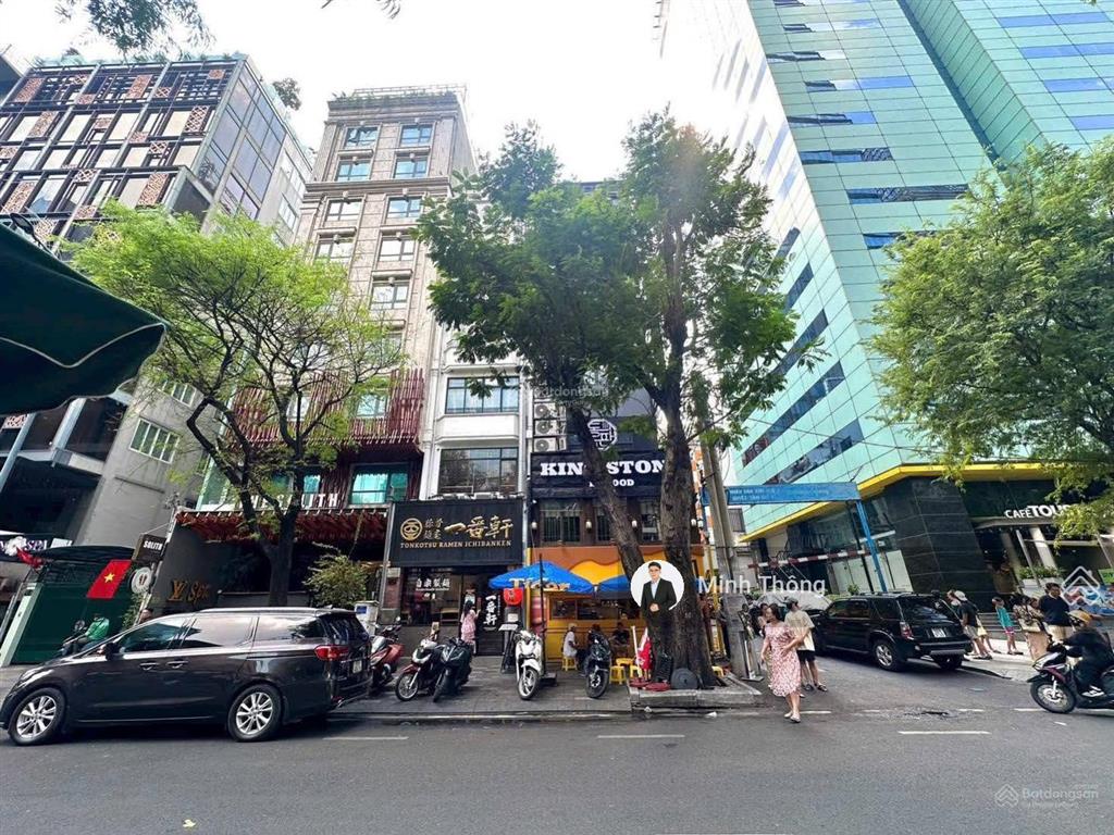 Viên ngọc q1 tìm chủgóc 2mt 8a lê thánh tôn( 5.6 x20sàn 365m2 6tầnghđt312,996triệu) chỉ 150 tỷ