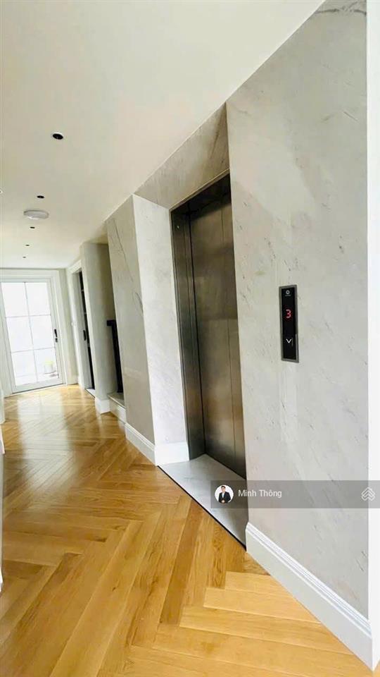 Gấp nhà 2224 nguyễn văn thủ! dt 8.3 x 18  cn 123.5m2  5 tầng vuông vức giá chỉ 70 tỷ còn tl