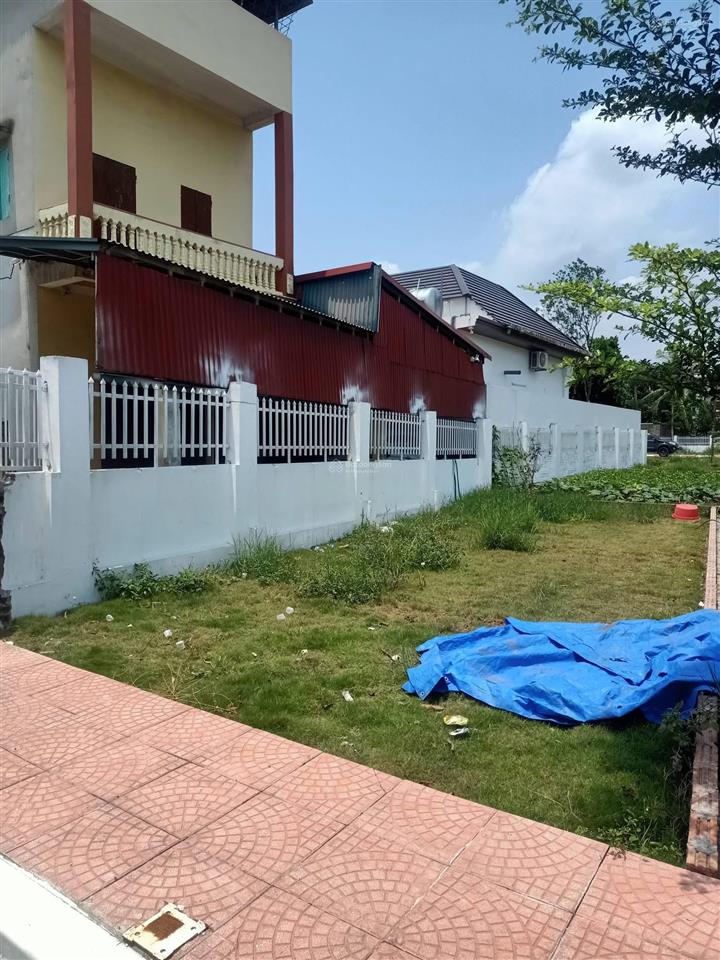 Em cần tiền kinh doanh nên muốn bán mảnh đất thổ cư có sổ