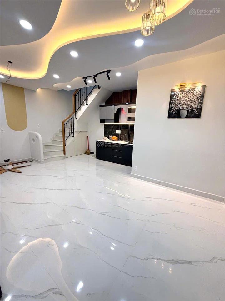 Chỉ 4.68 tỷ nhà bán hẻm thông vị trí đẹp lò siêu, p12, q11  12m2 sổ hồng riêng  pháp lý chuẩn