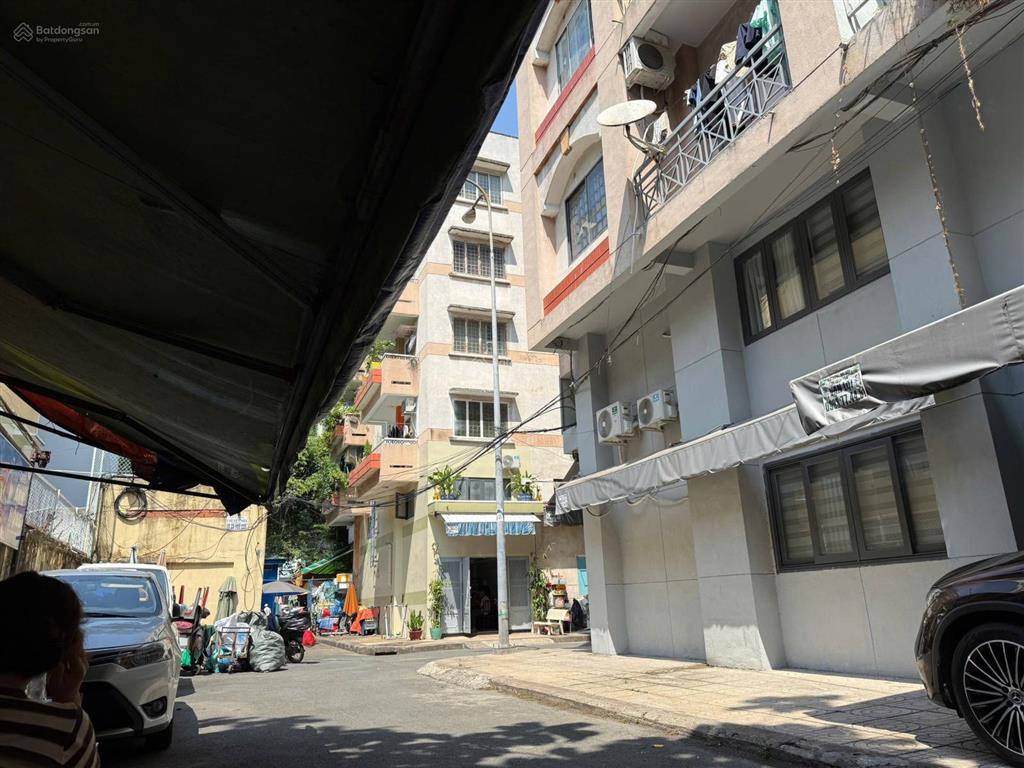 Siêu phẩm ngô quyền,p9,q.5 mặt tiền 14m  chủ f0 từ xưa  chưa qua đầu tư giá chỉ 8,5 tỷ 58.5m2
