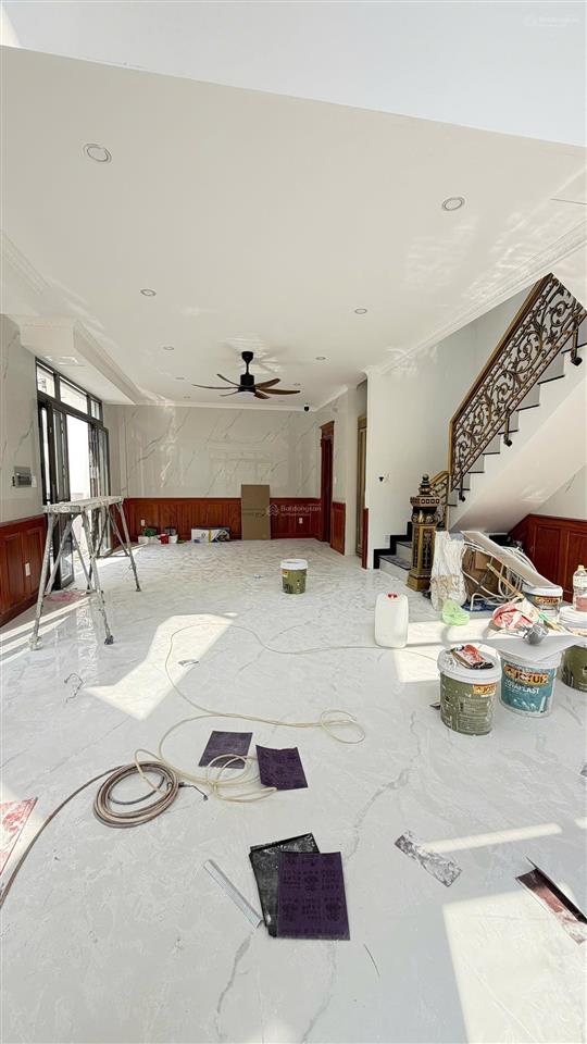 Bán biệt thự 1 hương lộ 2  64m2  5 tầng  5pn  7.8 tỷ tl. sổ hồng riêng hoàn công đủ
