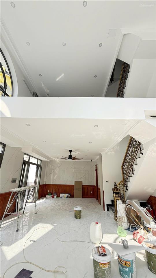 Bán biệt thự 1 hương lộ 2  64m2  5 tầng  5pn  7.8 tỷ tl. sổ hồng riêng hoàn công đủ