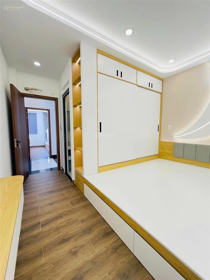 Nhà mới 5 tầng  52m2  4pn  đường 5m thông  không qh, không lg  chỉ 7.4 tỷ tl sổ hồng riêng