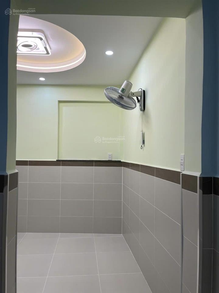 Chủ xoắn bán giám mạnh 150 triệu giá mới chỉ 3.8 tỷ tl. p10, tân bình 1 trệt 2 lầu 1pk 2pn 2wc shr