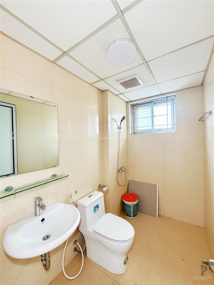 Bán ch 3pn, 2wc, 100m2 tại c37 bộ công an  bắc hà tower, 8 tỷ vnd