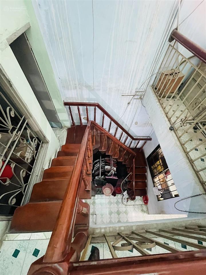 Bán nhà riêng, 72m2 . hxh 12t, đất thánh p6 tân bình, hcm .
