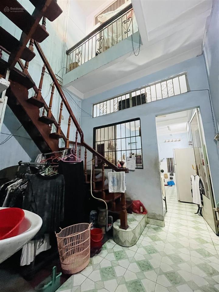 Bán nhà riêng, 72m2 . hxh 12t, đất thánh p6 tân bình, hcm .