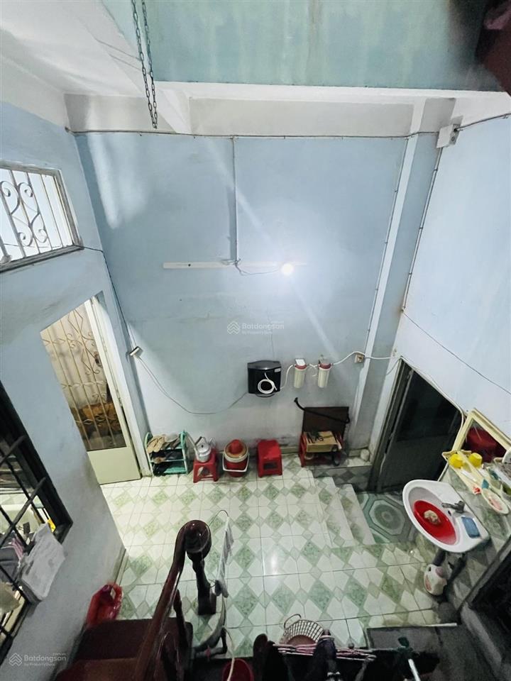 Bán nhà riêng, 72m2 . hxh 12t, đất thánh p6 tân bình, hcm .