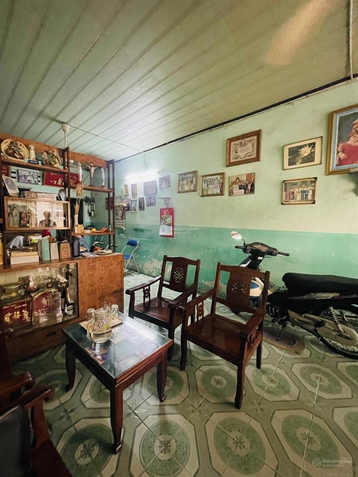 Bán nhà riêng, 72m2 . hxh 12t, đất thánh p6 tân bình, hcm .