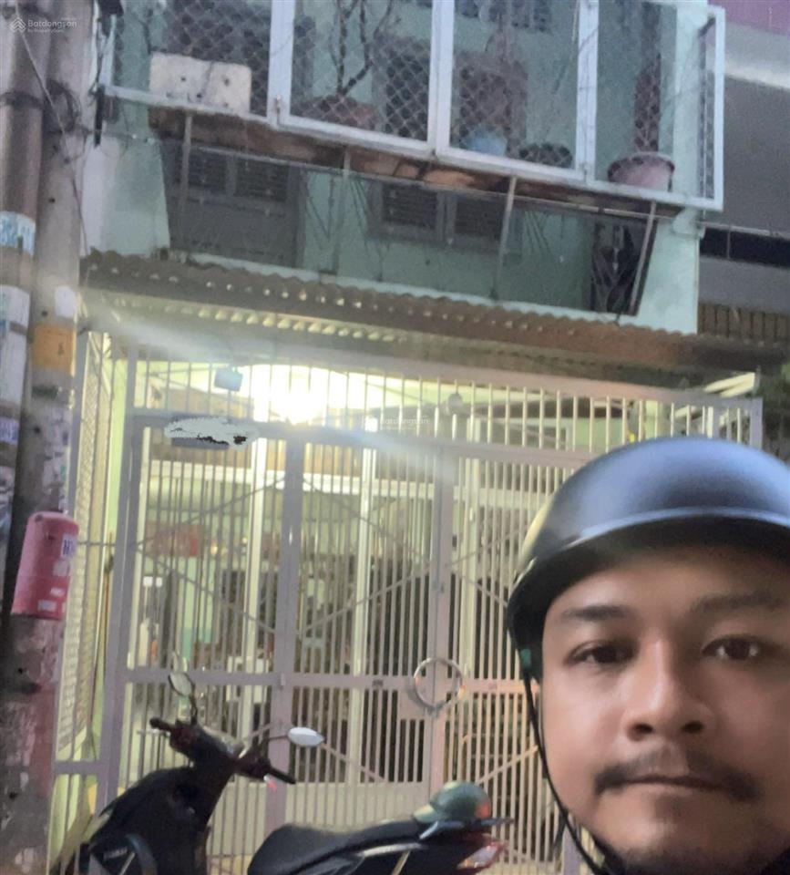 Bán nhà riêng, 72m2 . hxh 12t, đất thánh p6 tân bình, hcm .
