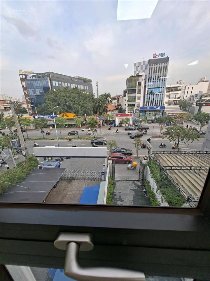 Cho thuê tòa nhà mặt tiền trần não, tp. thủ đức