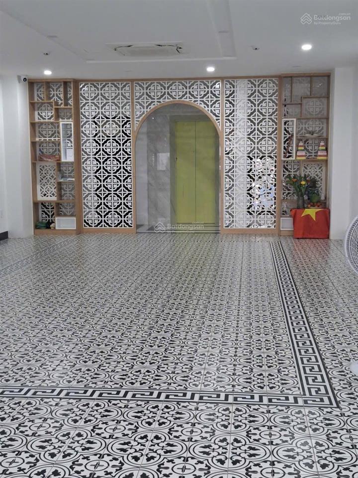 Cho thuê tòa nhà mặt tiền trần não, tp. thủ đức
