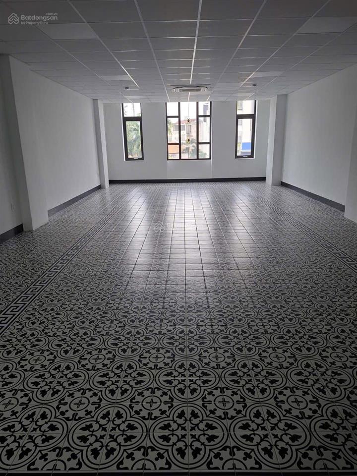 Cho thuê tòa nhà mặt tiền trần não, tp. thủ đức