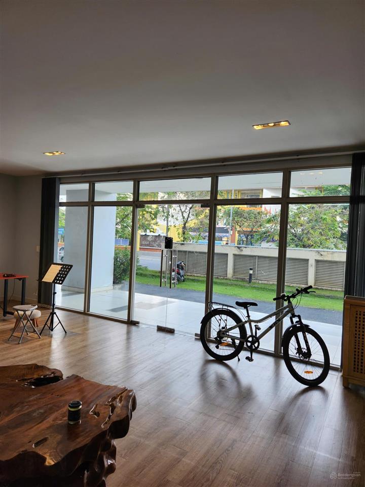 Bán shophouse parcspring 537 nguyễn duy trinh