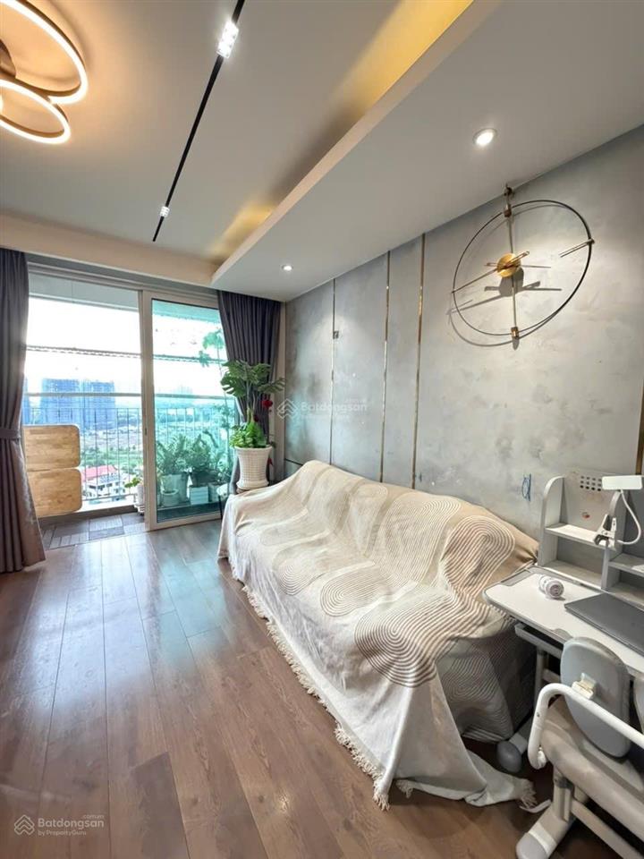 Cho thuê căn hộ the krista 537 nguyễn duy trinh