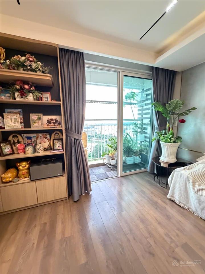 Cho thuê căn hộ the krista 537 nguyễn duy trinh