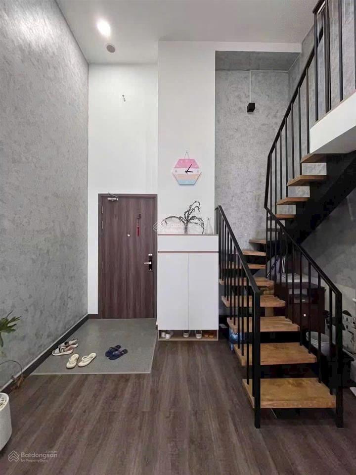 Bán căn hộ la astoria 383 nguyễn duy trinh