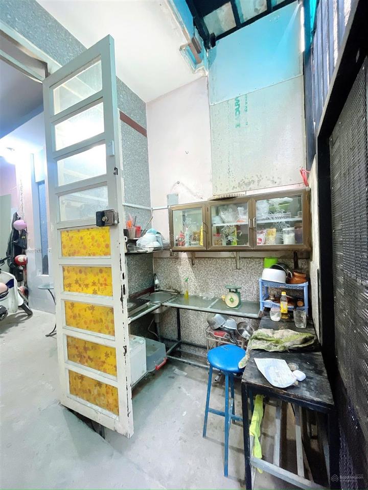 * hàng hiếm quận 7  chdv dòng tiền 40tr  hàng ngộp giá tốt* tân hưng quận 7  hẻm thông