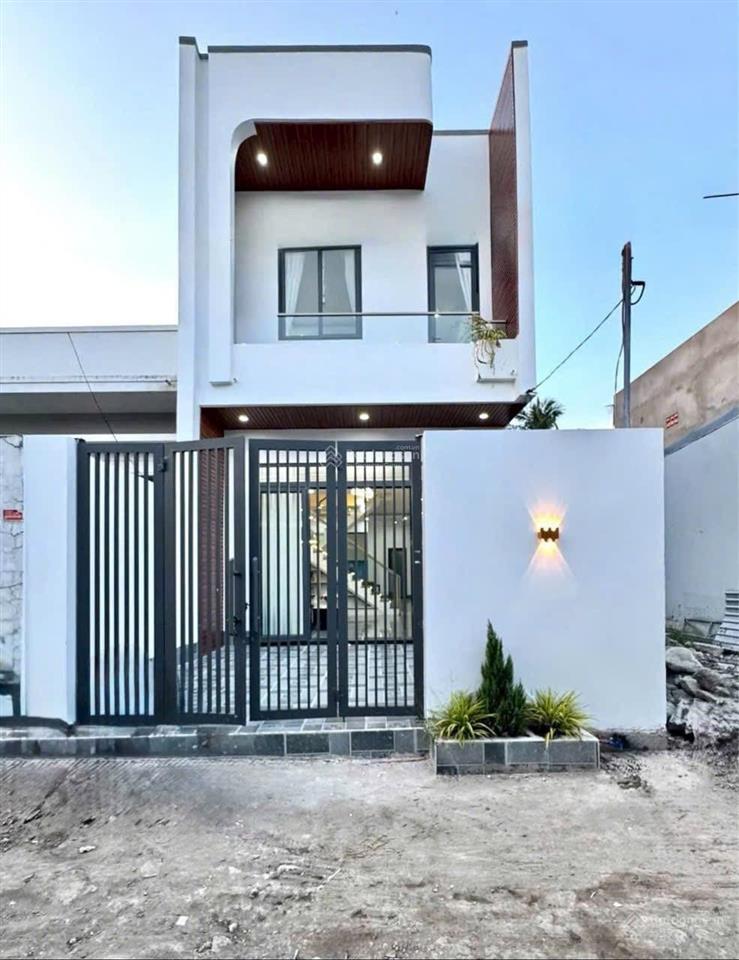 Nhà phố hoàn công ngay cổng 11  biên hoà