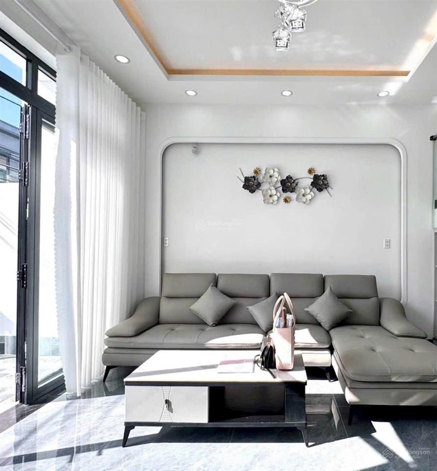 Nhà phố hoàn công ngay cổng 11  biên hoà