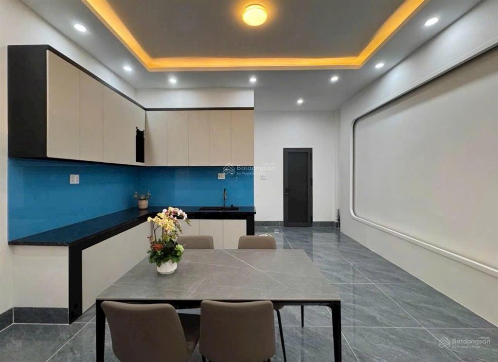 Nhà phố hoàn công ngay cổng 11  biên hoà