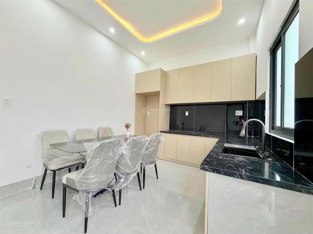 Nhà cấp 4 cho vợ chồng trẻ ngay cuối bửu long