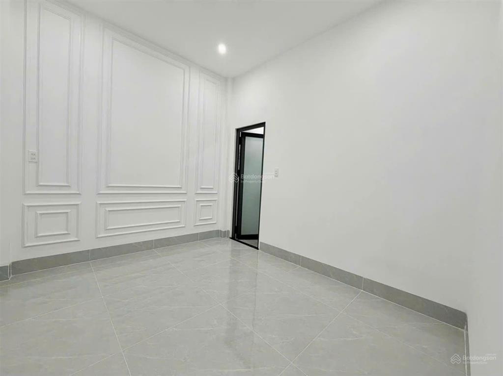 Nhà cấp 4 cho vợ chồng trẻ ngay cuối bửu long