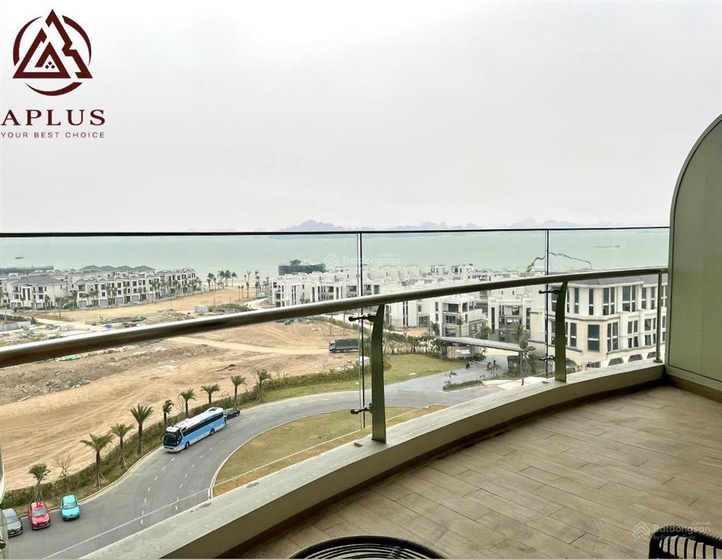 Bán căn 1 phòng ngủ  61m2  tòa a citadines  giá 3 tỷ view vinpearl đảo rều  0978 788 ***